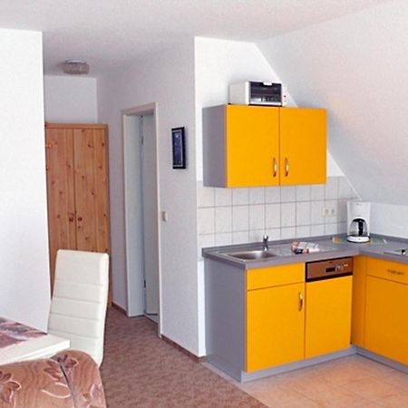 Ferienwohnung Wolf, Barbara, App1 Ostseeheilbad Ostseeheilbad Zingst Exterior foto